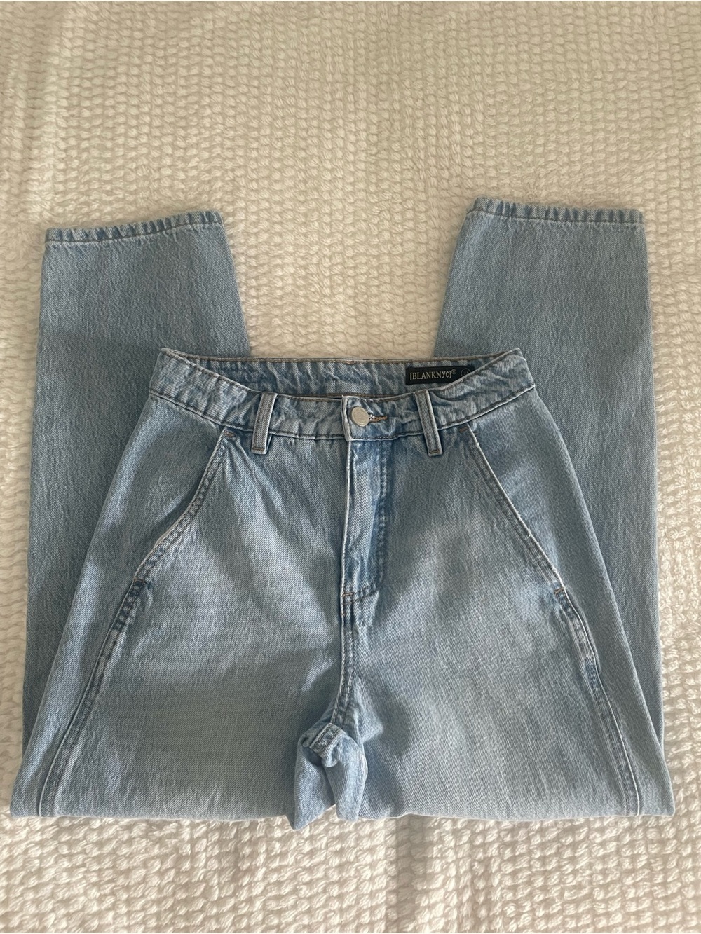 BLANKNYC | Light Wash Women's Barrel Leg Jeans | Women’s Cropped Jeans | NWT
